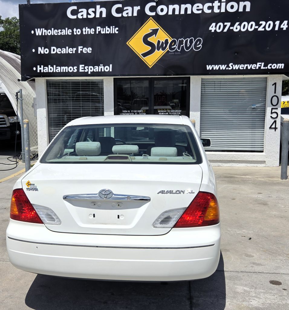 2001 Toyota Avalon - $3,750