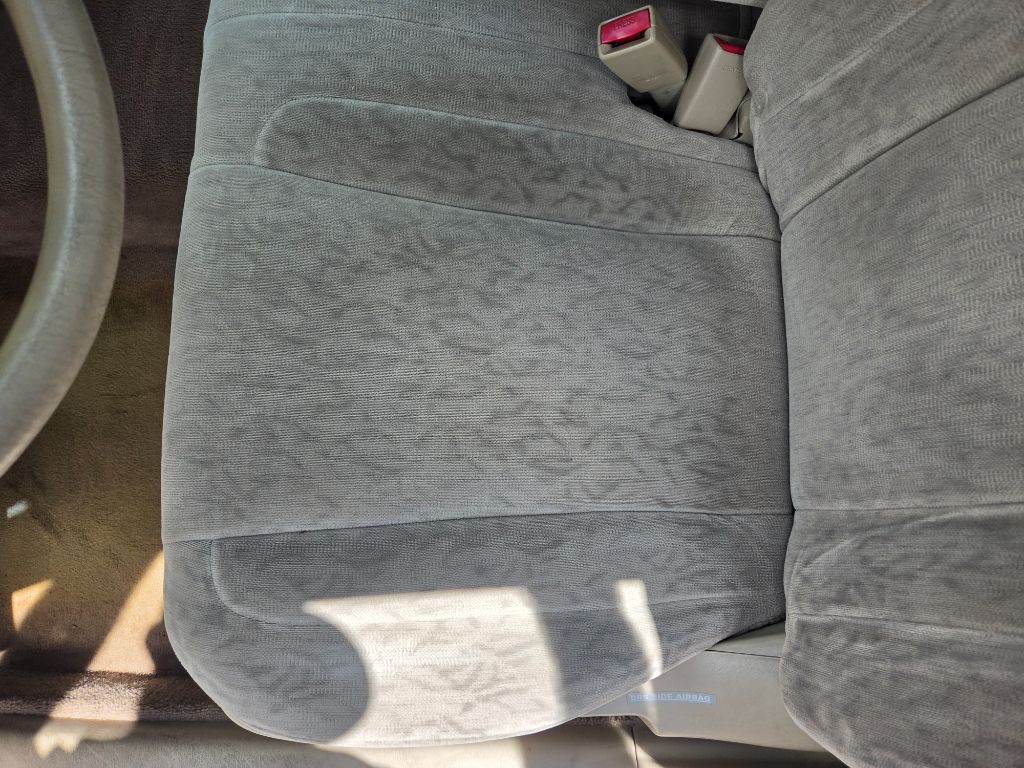 2001 Toyota Avalon - $3,750