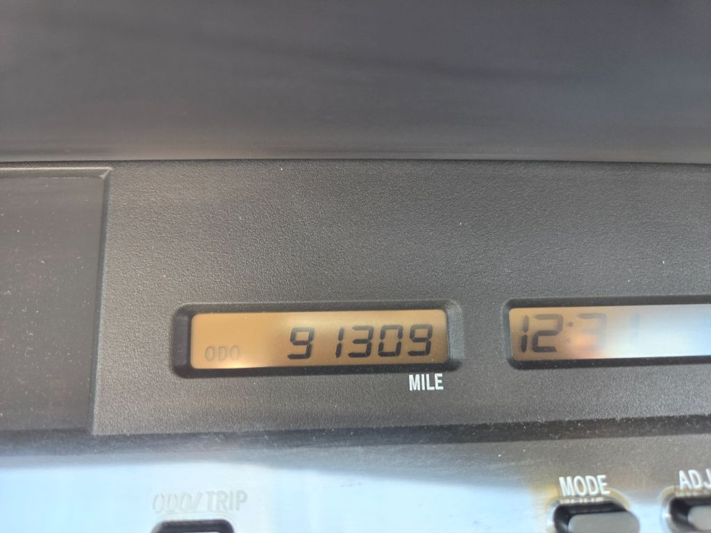 2001 Toyota Avalon - $3,750