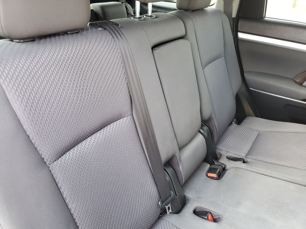 2019 Toyota Highlander - $14,750