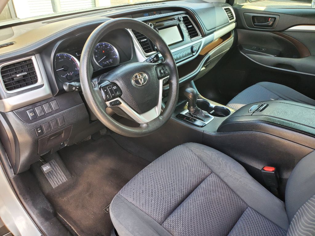 2019 Toyota Highlander - $14,750