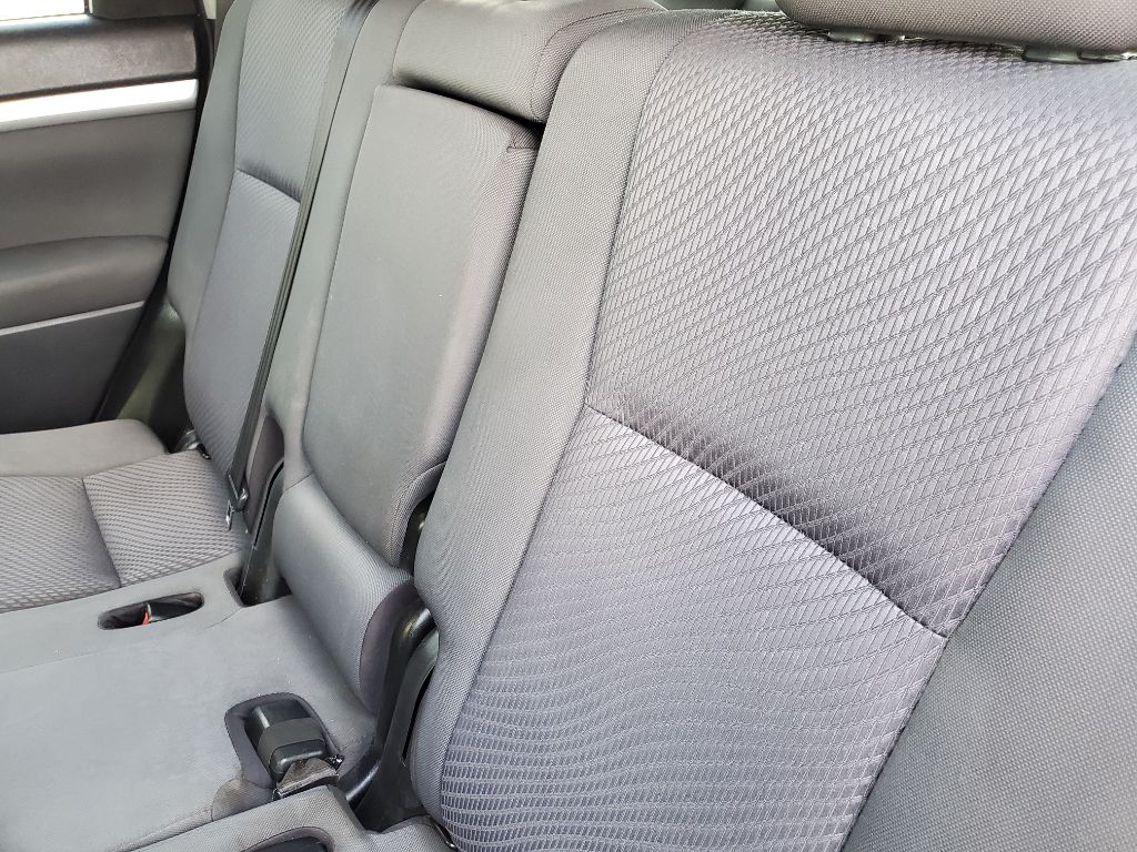 2019 Toyota Highlander - $14,750