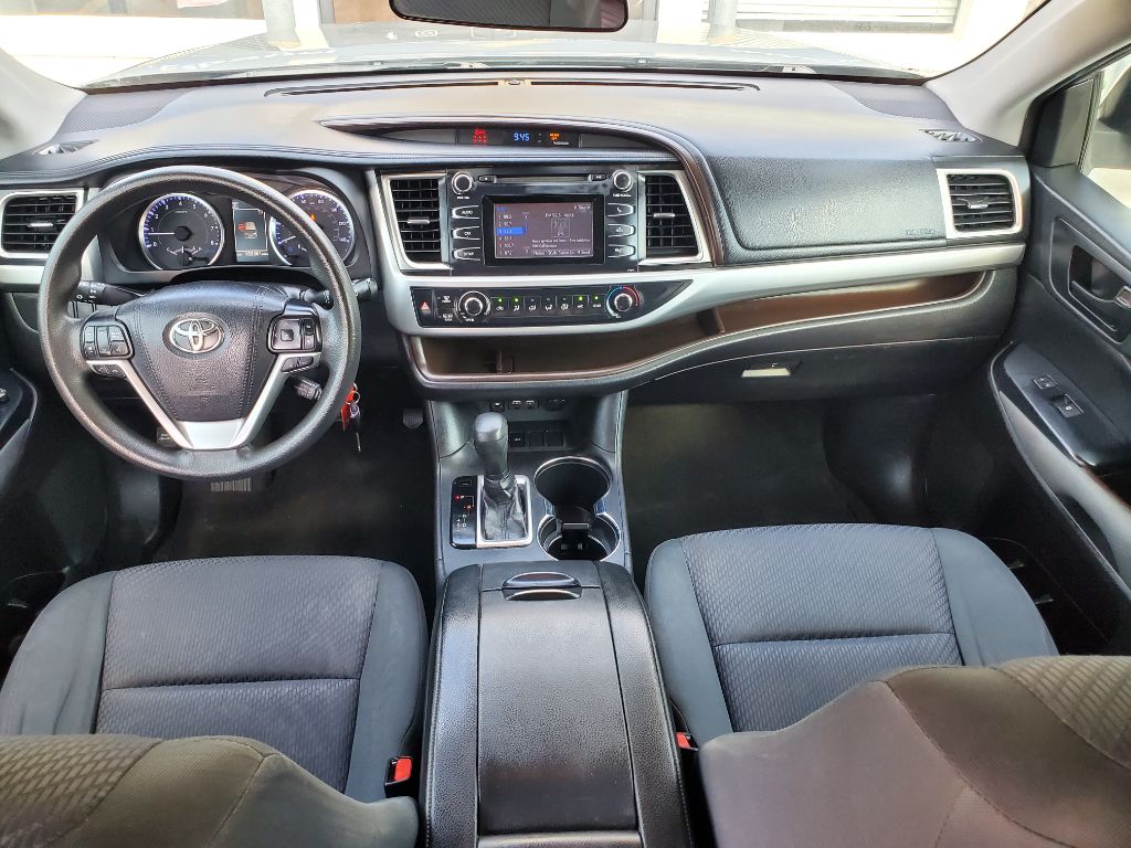 2019 Toyota Highlander - $14,750