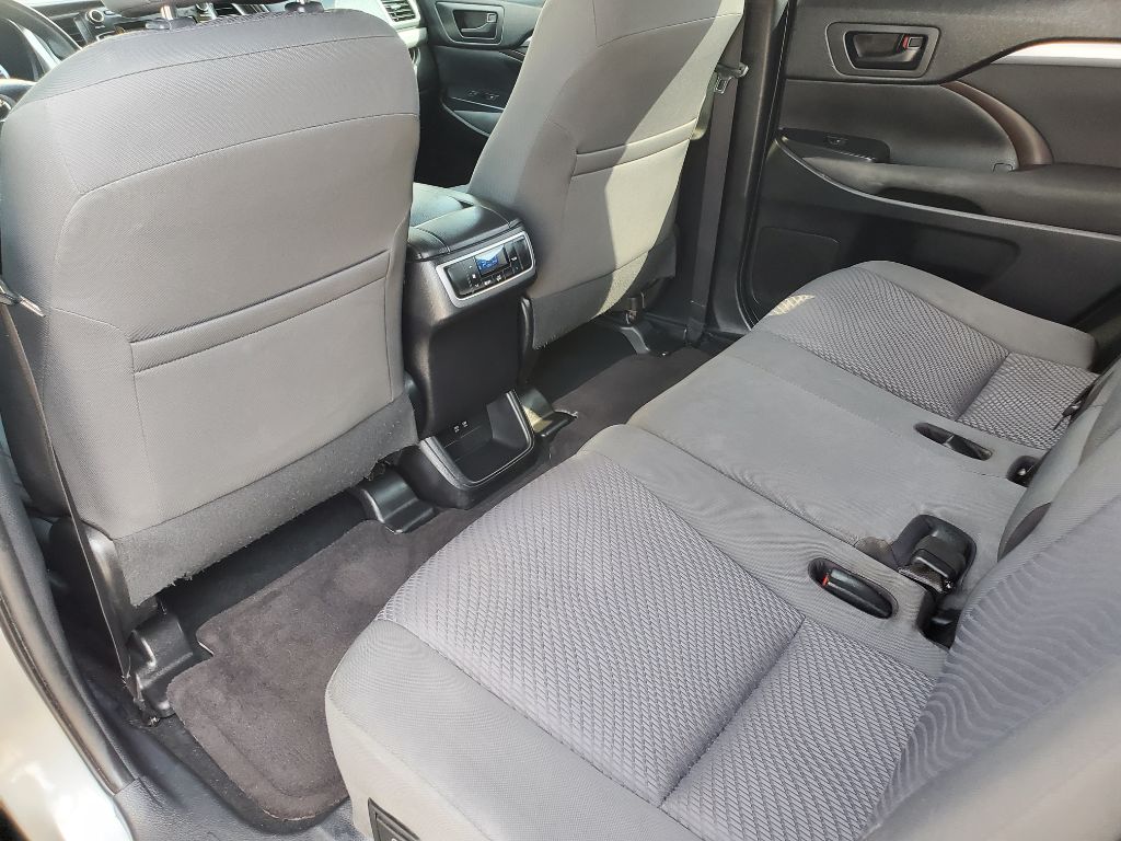 2019 Toyota Highlander - $14,750