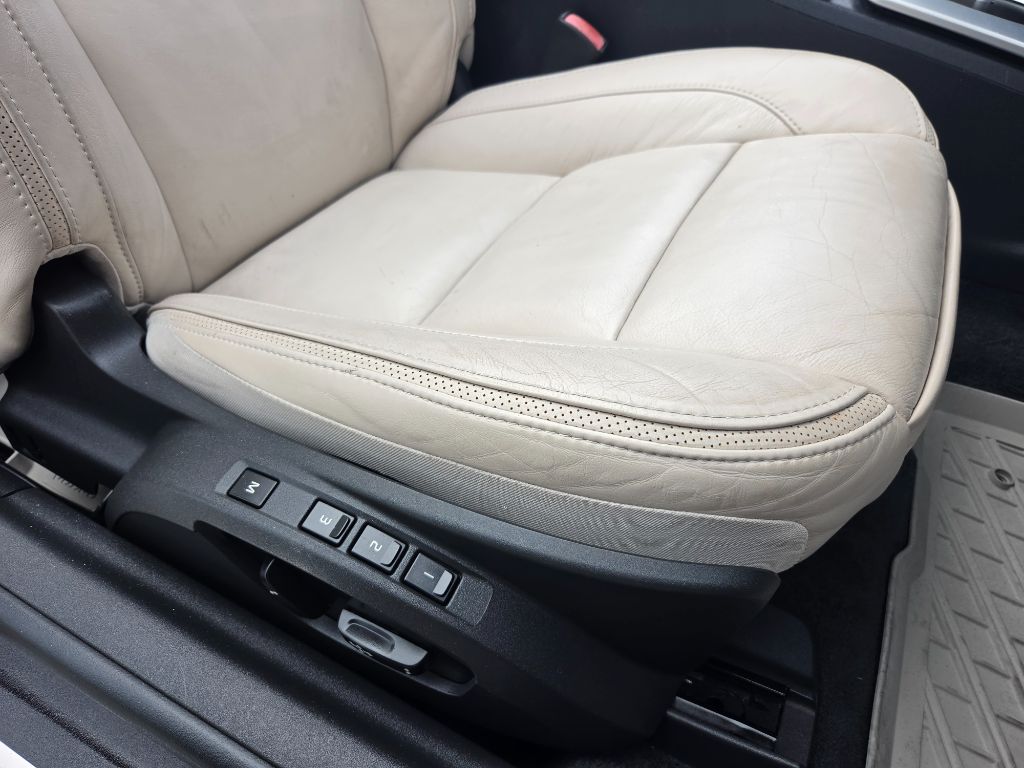 2013 Volvo C70 - $8,750