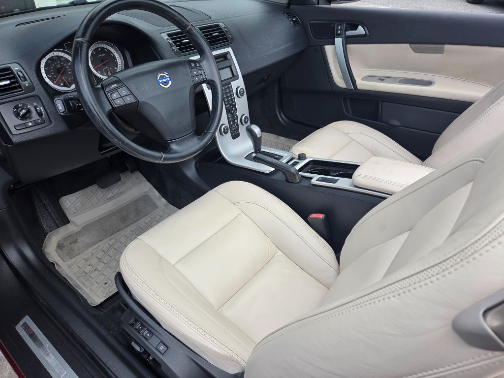 2013 Volvo C70 - $8,750