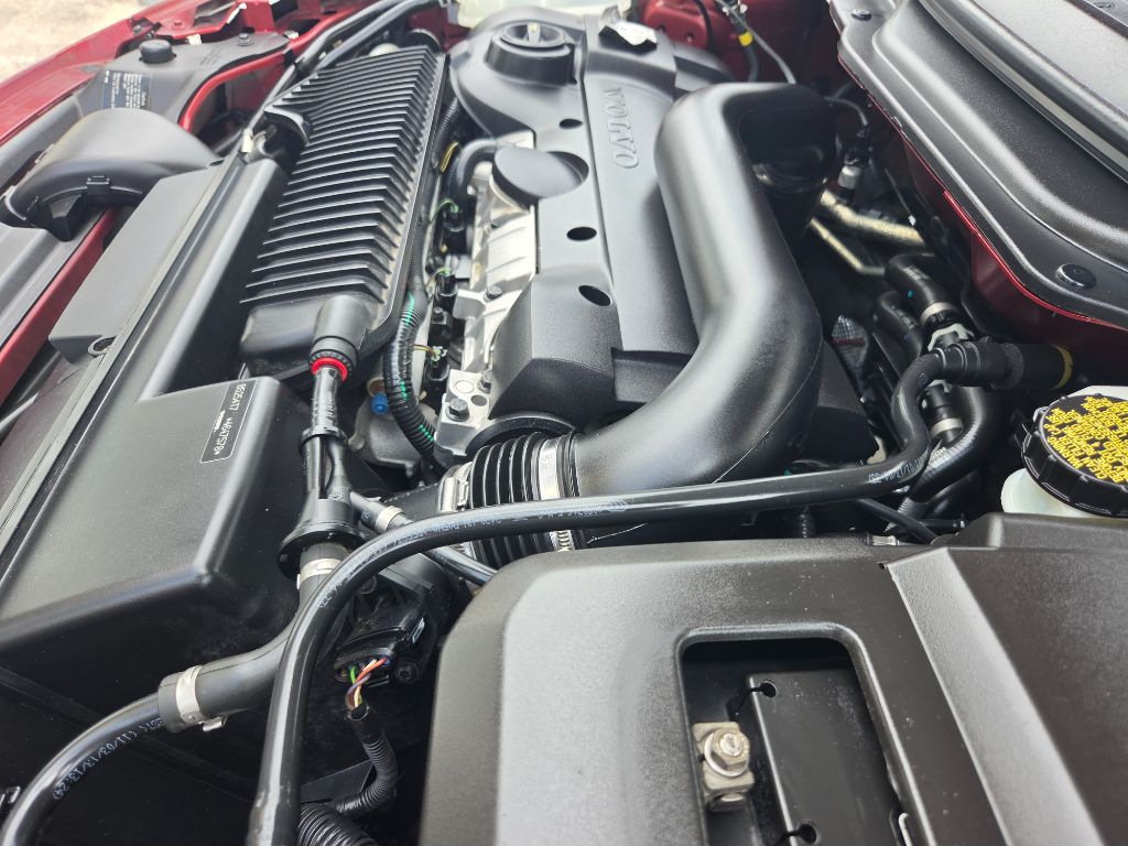 2013 Volvo C70 - $8,750