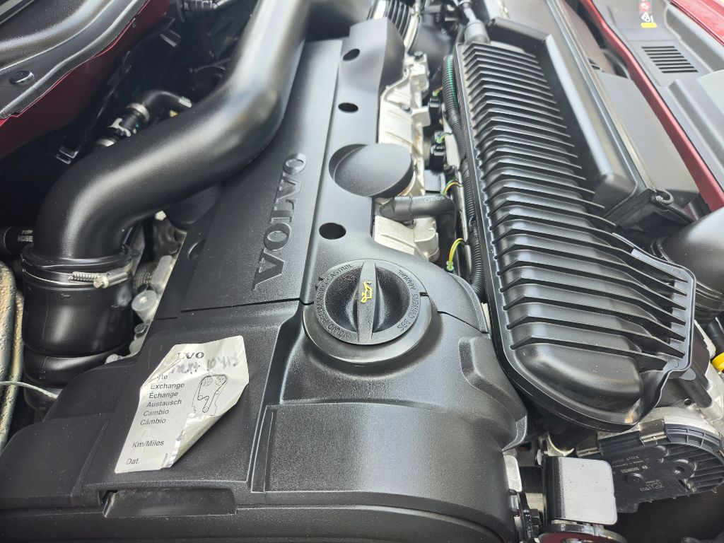 2013 Volvo C70 - $8,750