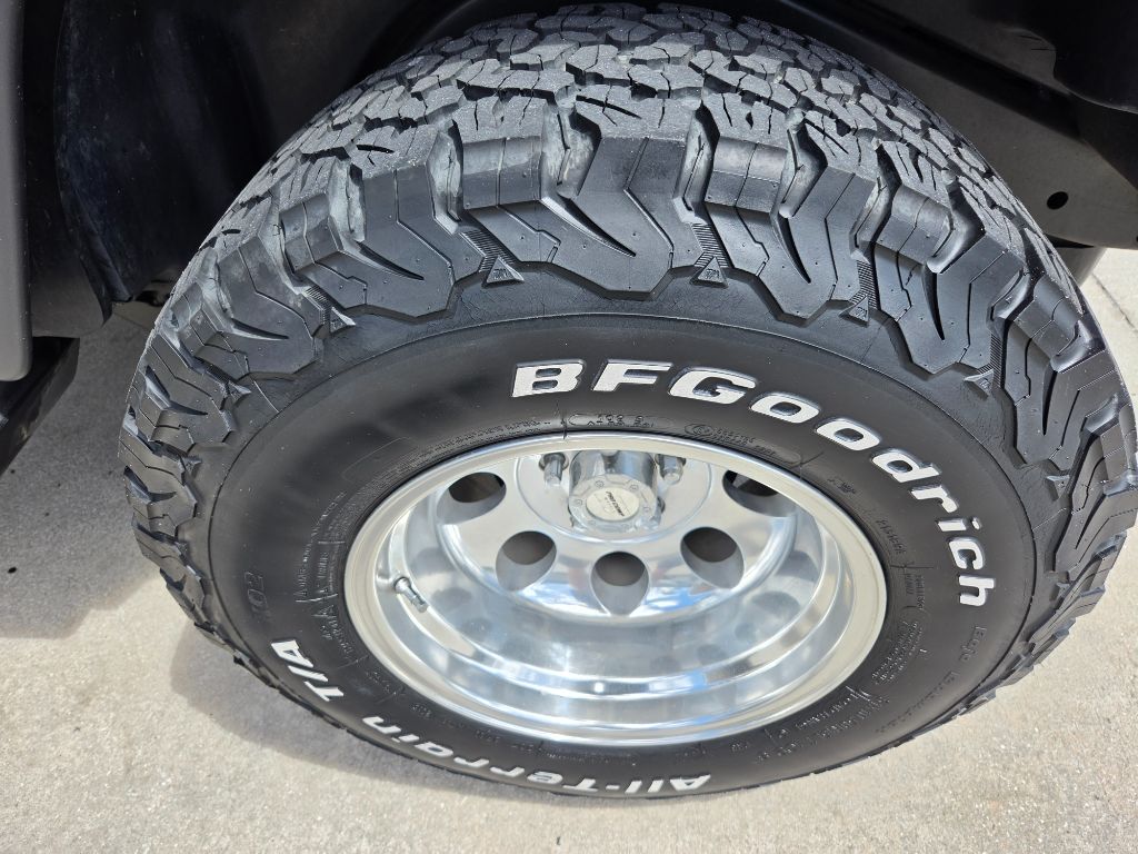 2006 Jeep Wrangler - $11,750