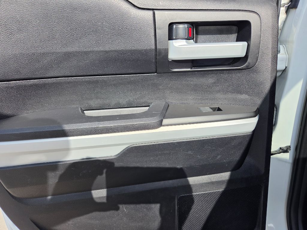 2018 Toyota Tundra - $17,750