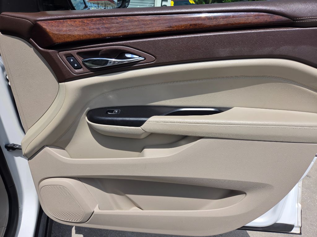2016 Cadillac SRX - $9,250