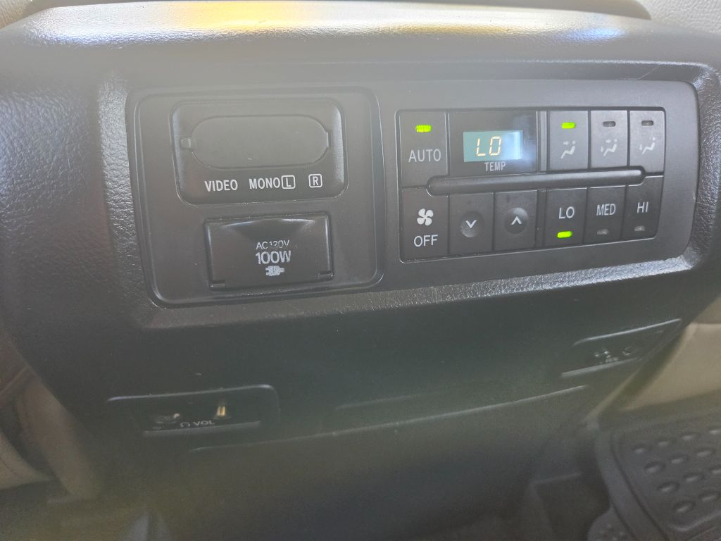 2016 Toyota Sequoia - $17,750