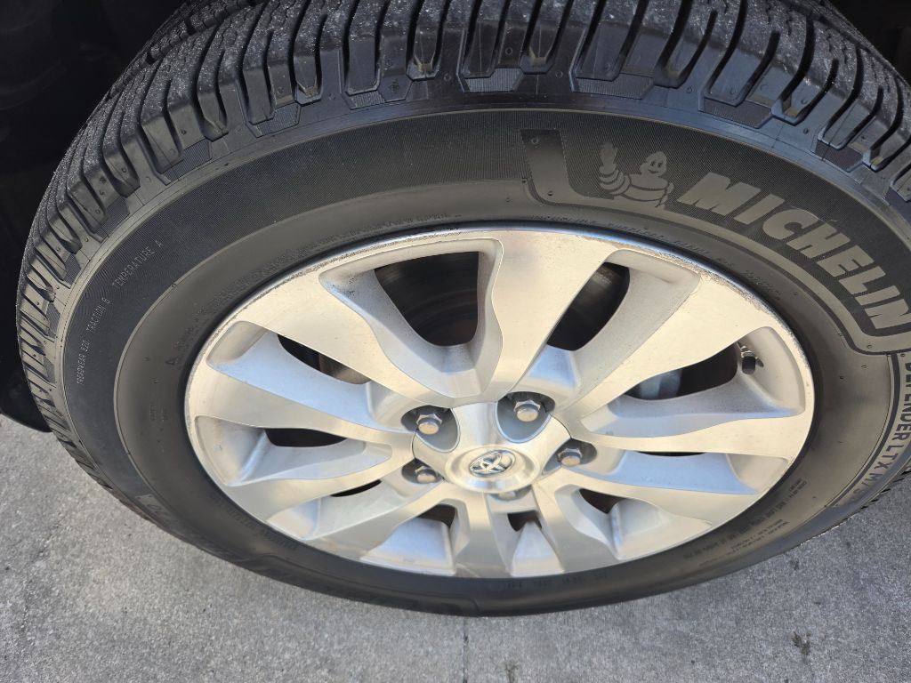 2016 Toyota Sequoia - $17,750