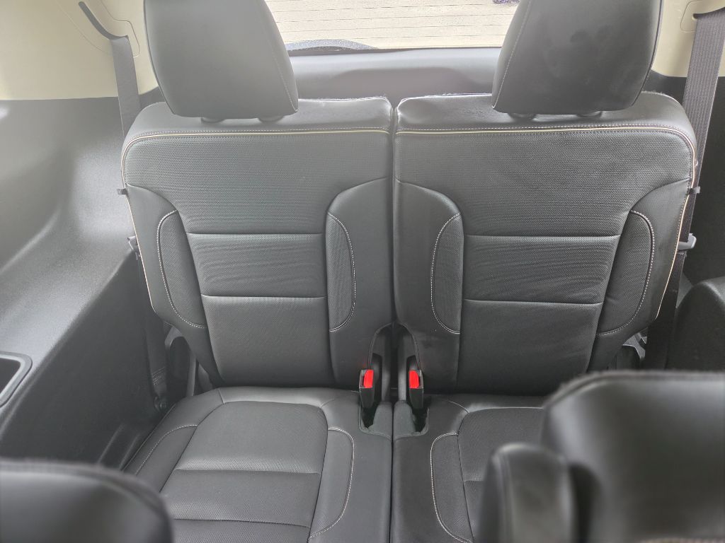 2017 GMC Acadia - $9,250