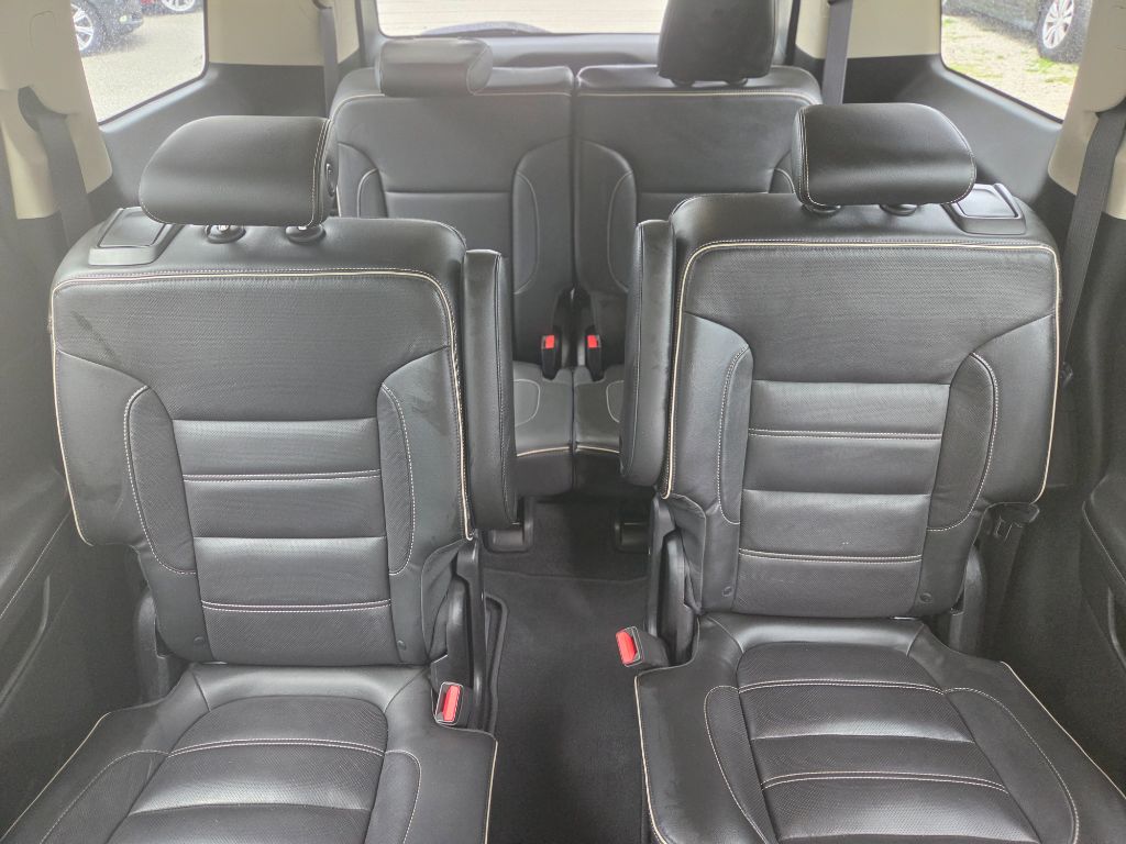 2017 GMC Acadia - $9,250