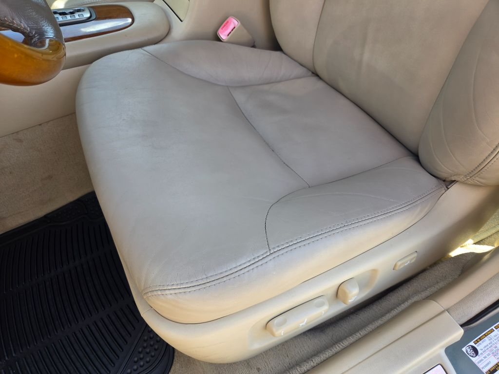 2005 Lexus ES - $5,250