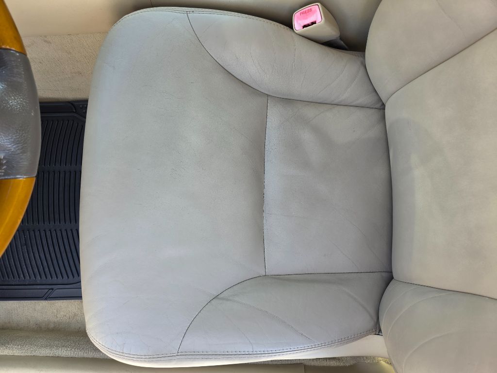 2005 Lexus ES - $5,250