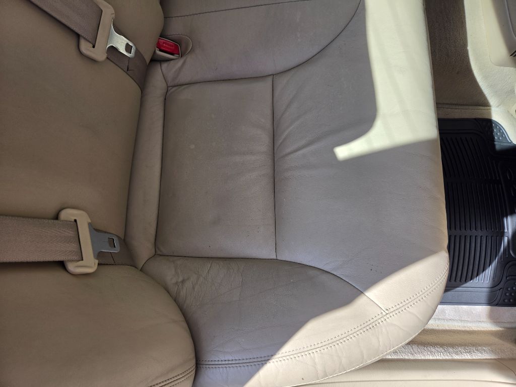 2005 Lexus ES - $5,250