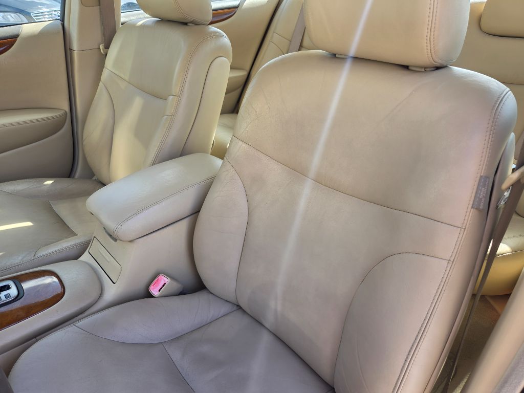 2005 Lexus ES - $5,250