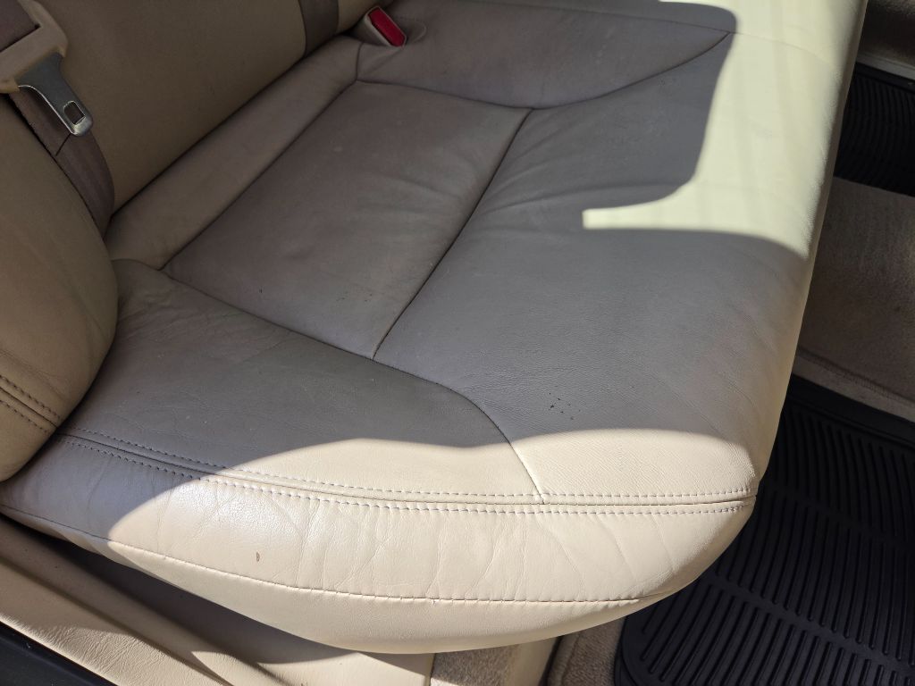 2005 Lexus ES - $5,250