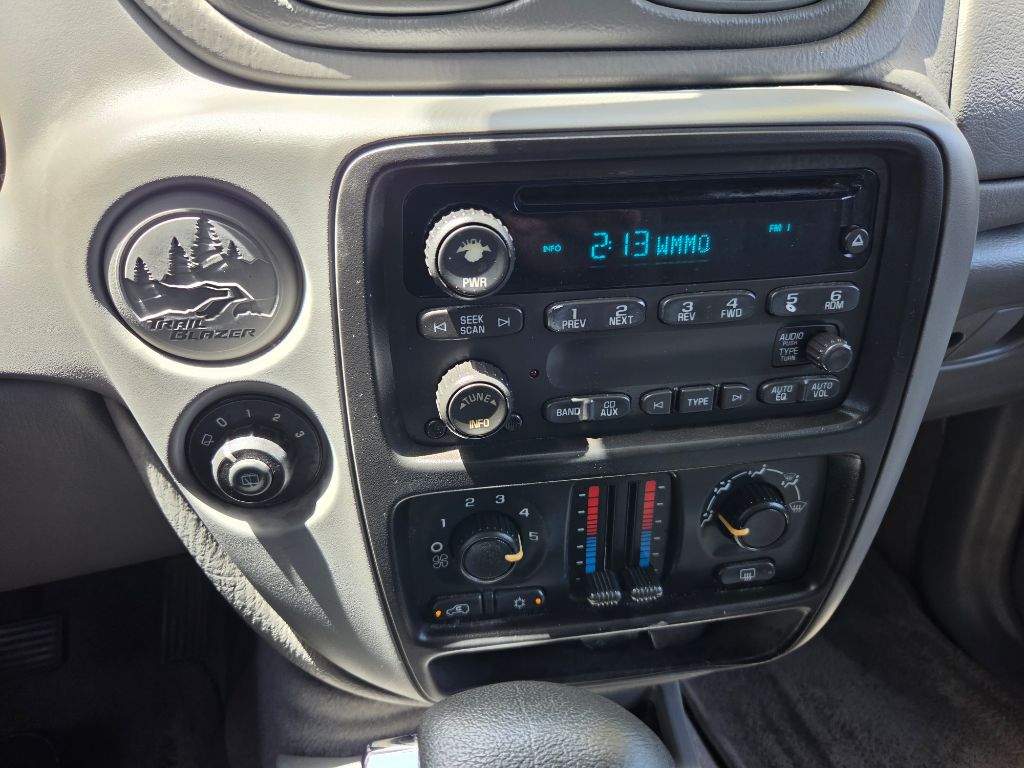 2005 Chevrolet Blazer - $3,250