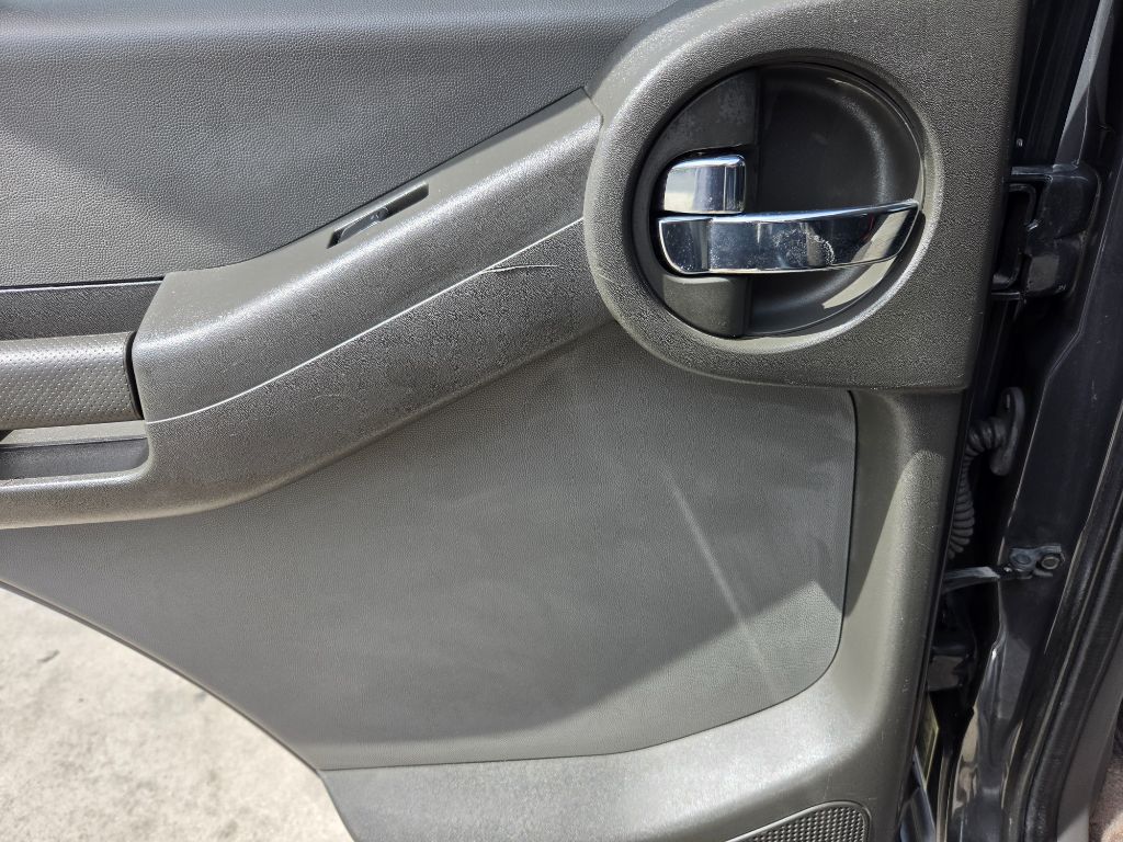 2014 Nissan Xterra - $6,750