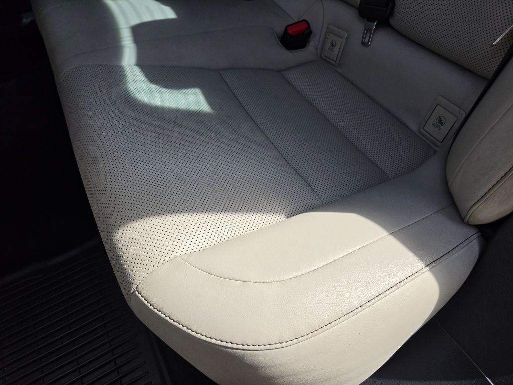 2014 Lexus IS - $9,750