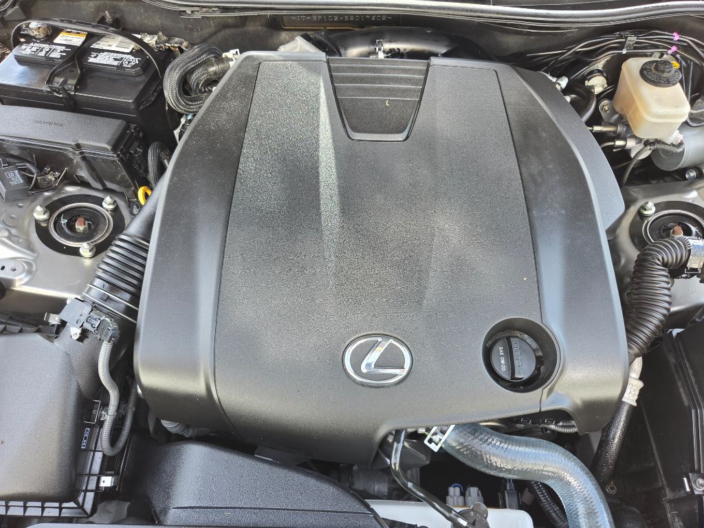 2014 Lexus IS - $9,750