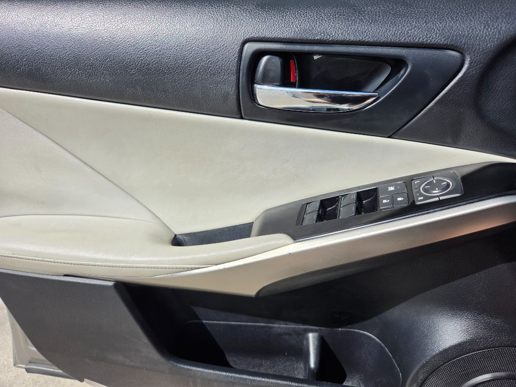 2014 Lexus IS - $9,750