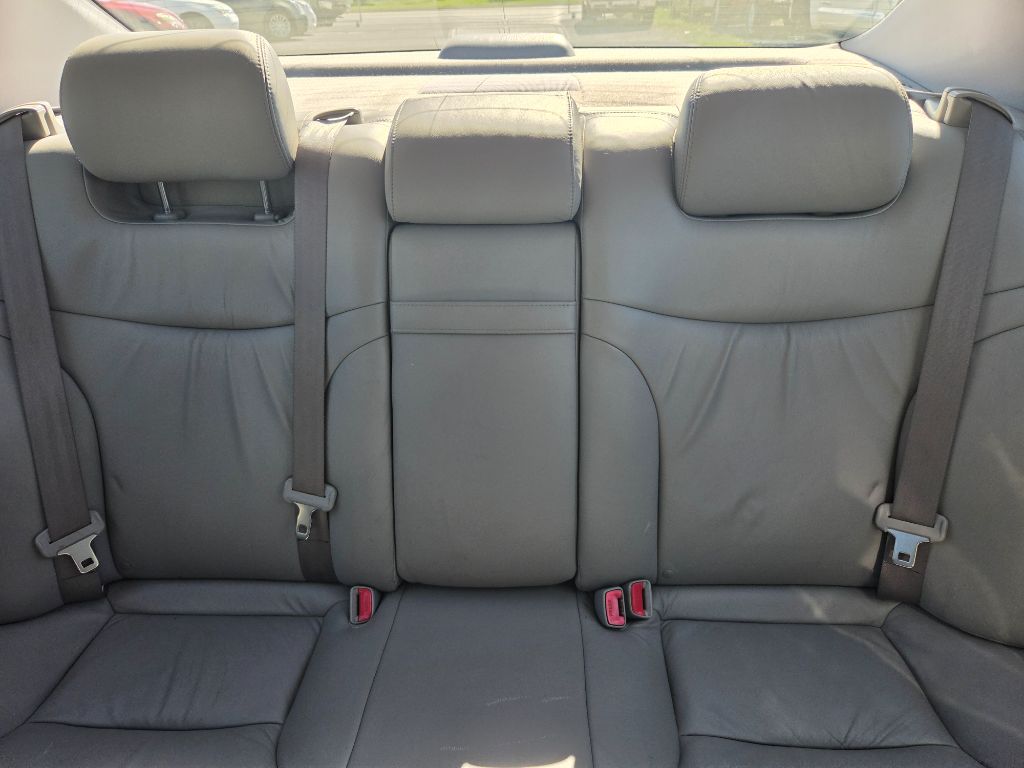 2005 Lexus ES - $6,750