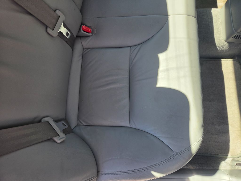 2005 Lexus ES - $6,750