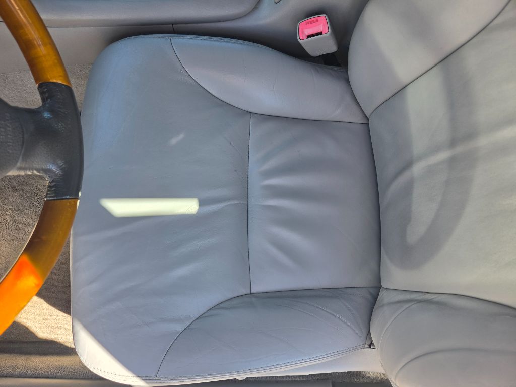 2005 Lexus ES - $6,750