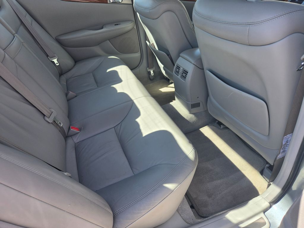 2005 Lexus ES - $6,750