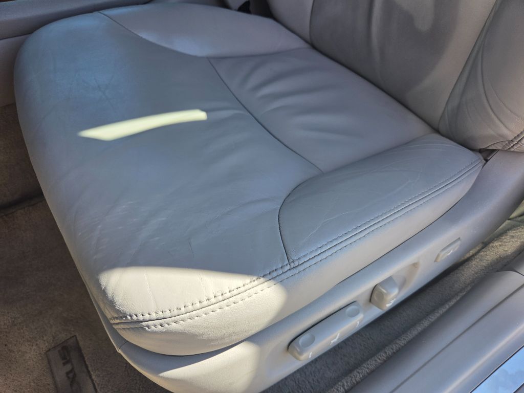 2005 Lexus ES - $6,750