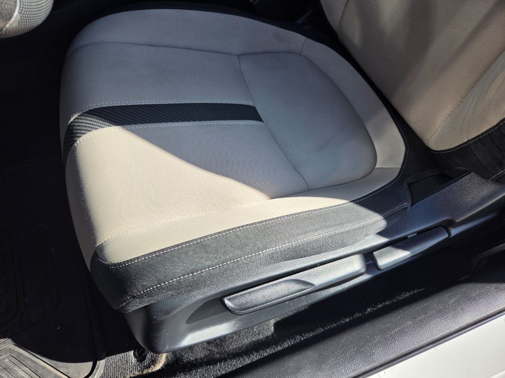 2016 Honda Civic - $8,750