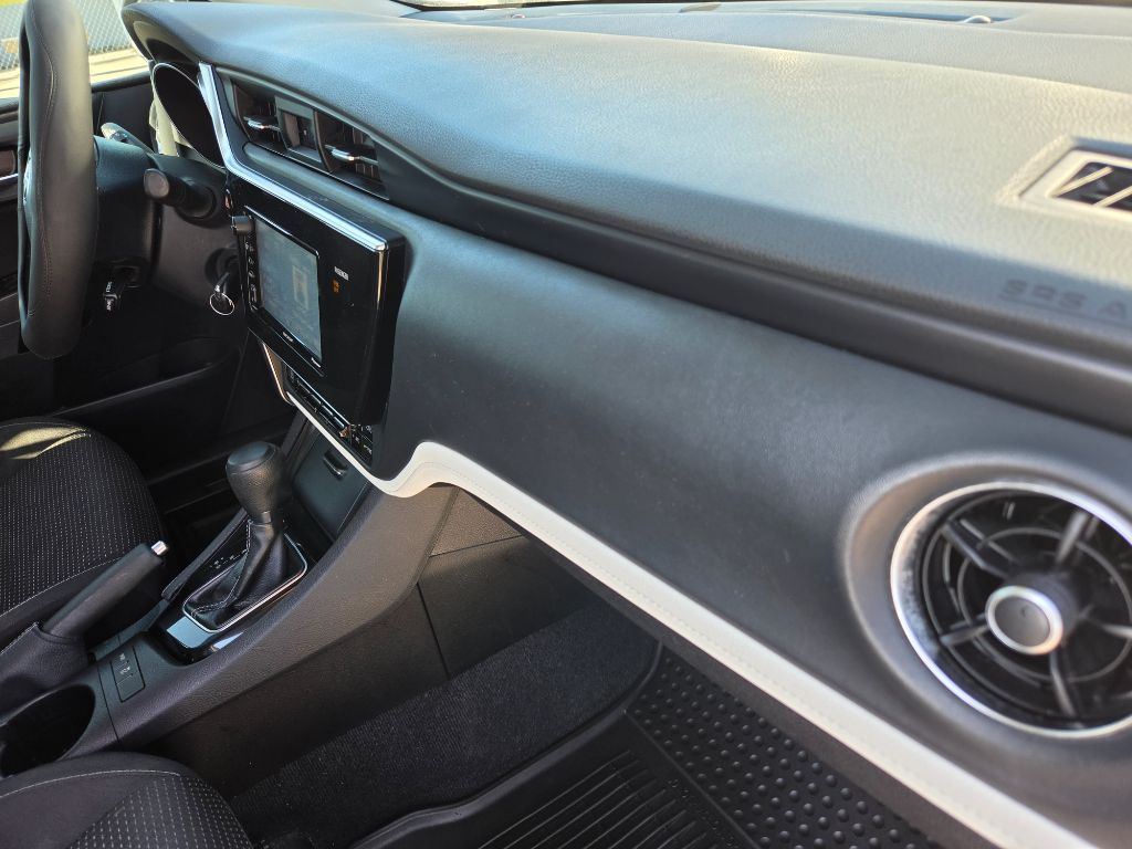 2016 Toyota Scion Im - $9,750