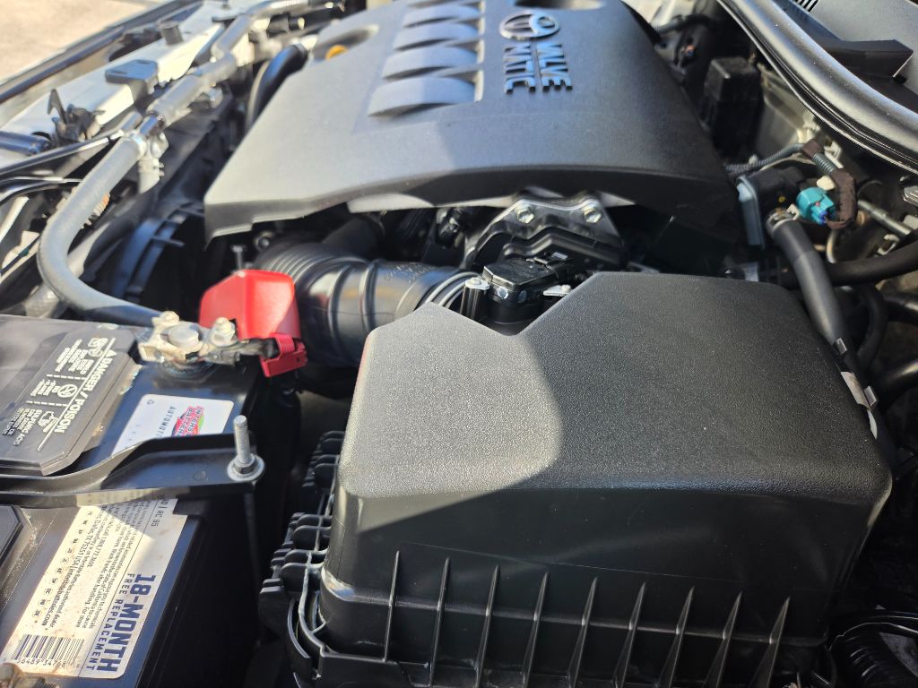 2016 Toyota Scion Im - $9,750