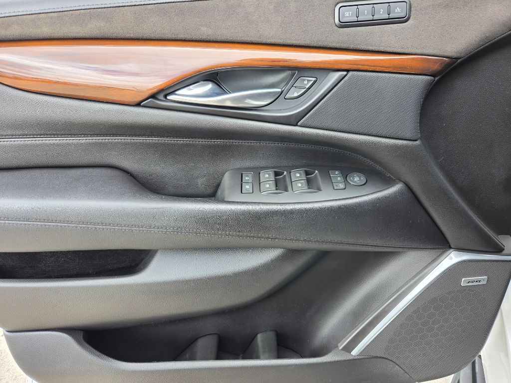 2018 Cadillac Escalade - $14,750