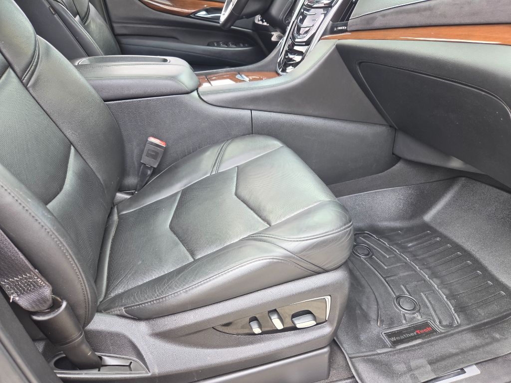 2018 Cadillac Escalade - $14,750