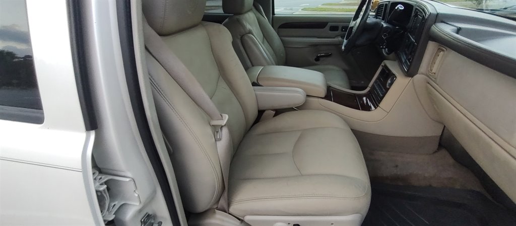 2005 Cadillac Escalade - $6,400