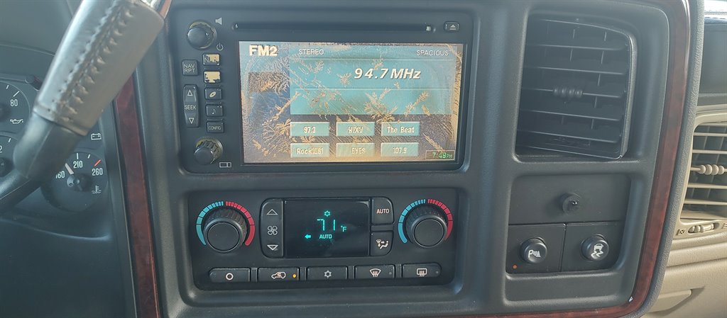 2005 Cadillac Escalade - $6,400
