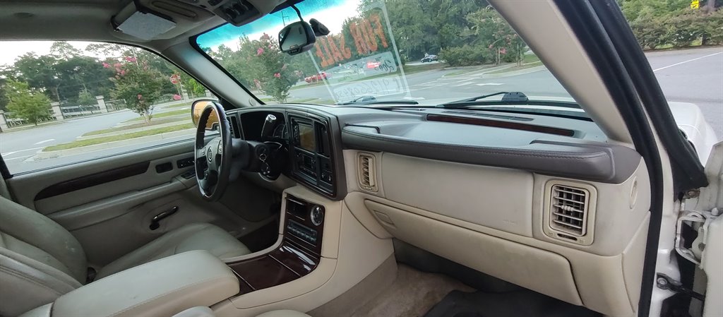 2005 Cadillac Escalade - $6,400