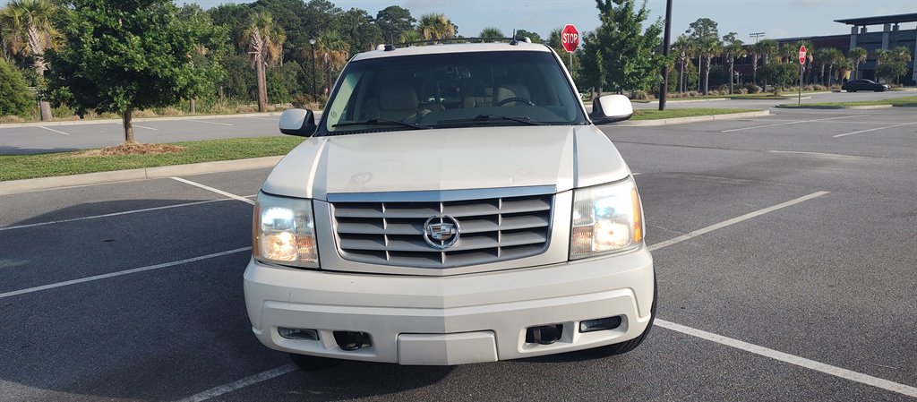 2005 Cadillac Escalade - $6,400