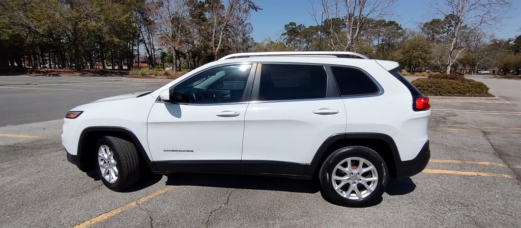 2015 Jeep Cherokee Latitude photo