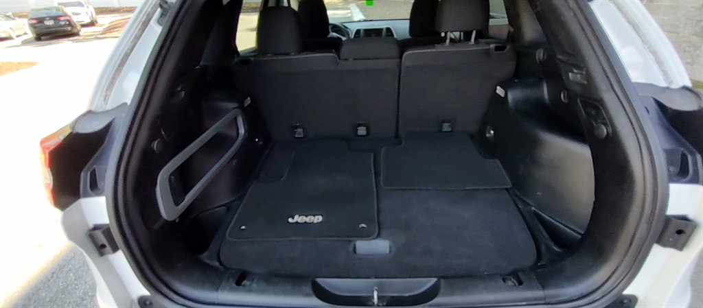 2015 Jeep Cherokee Latitude photo