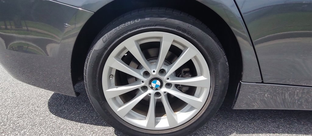 2017 BMW 320i - $12,399