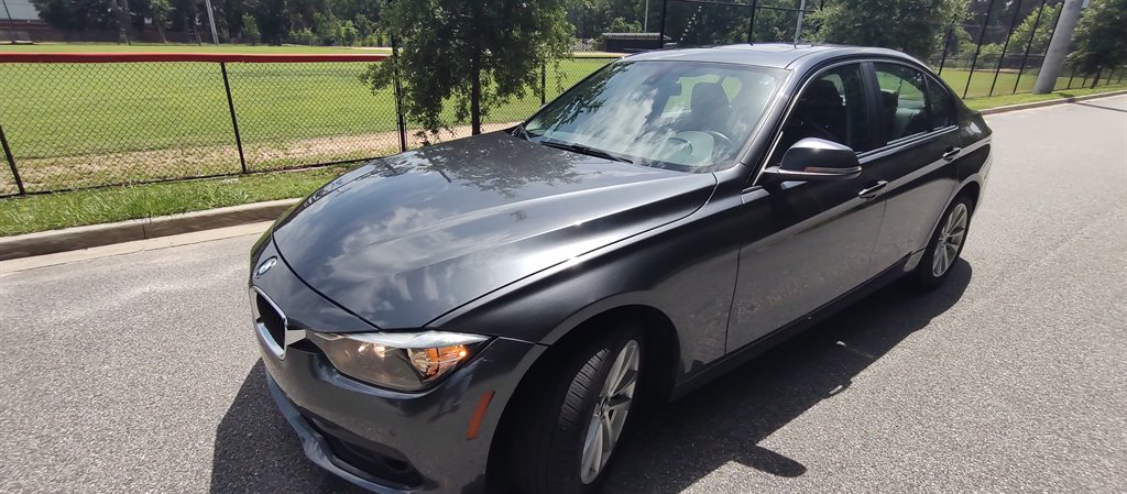 2017 BMW 320i - $12,399
