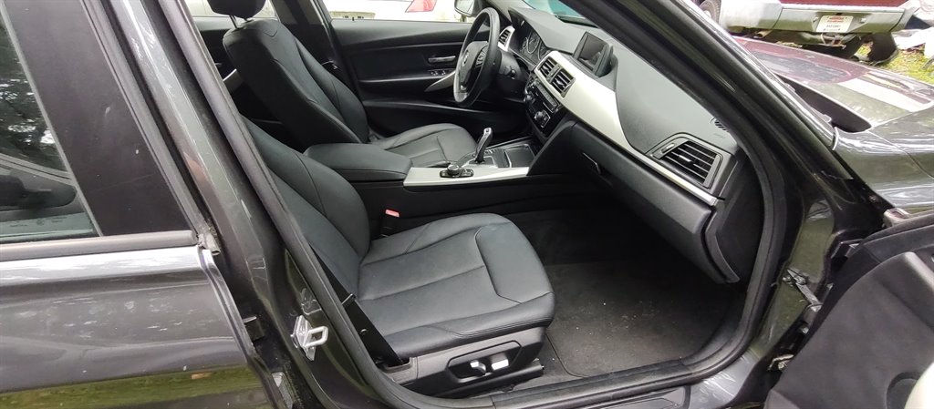 2017 BMW 320i - $12,399