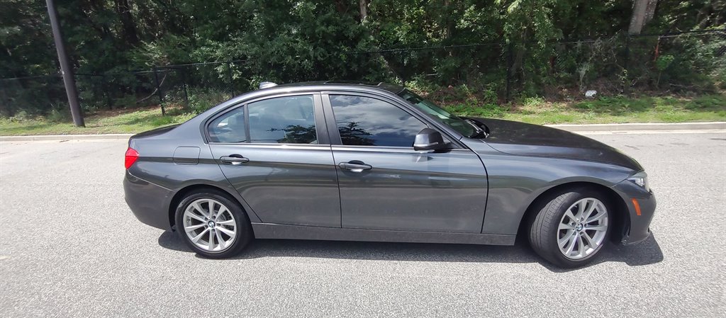 2017 BMW 320i - $12,399