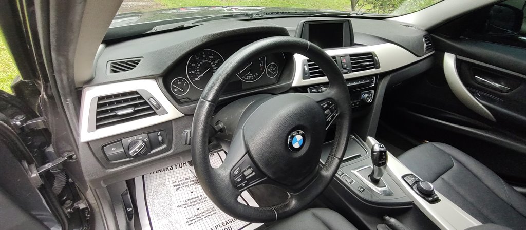 2017 BMW 320i - $12,399
